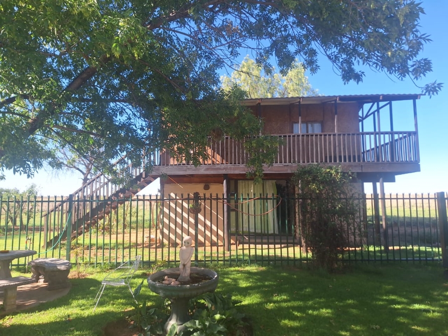 Commercial Property for Sale in Roodewal Free State